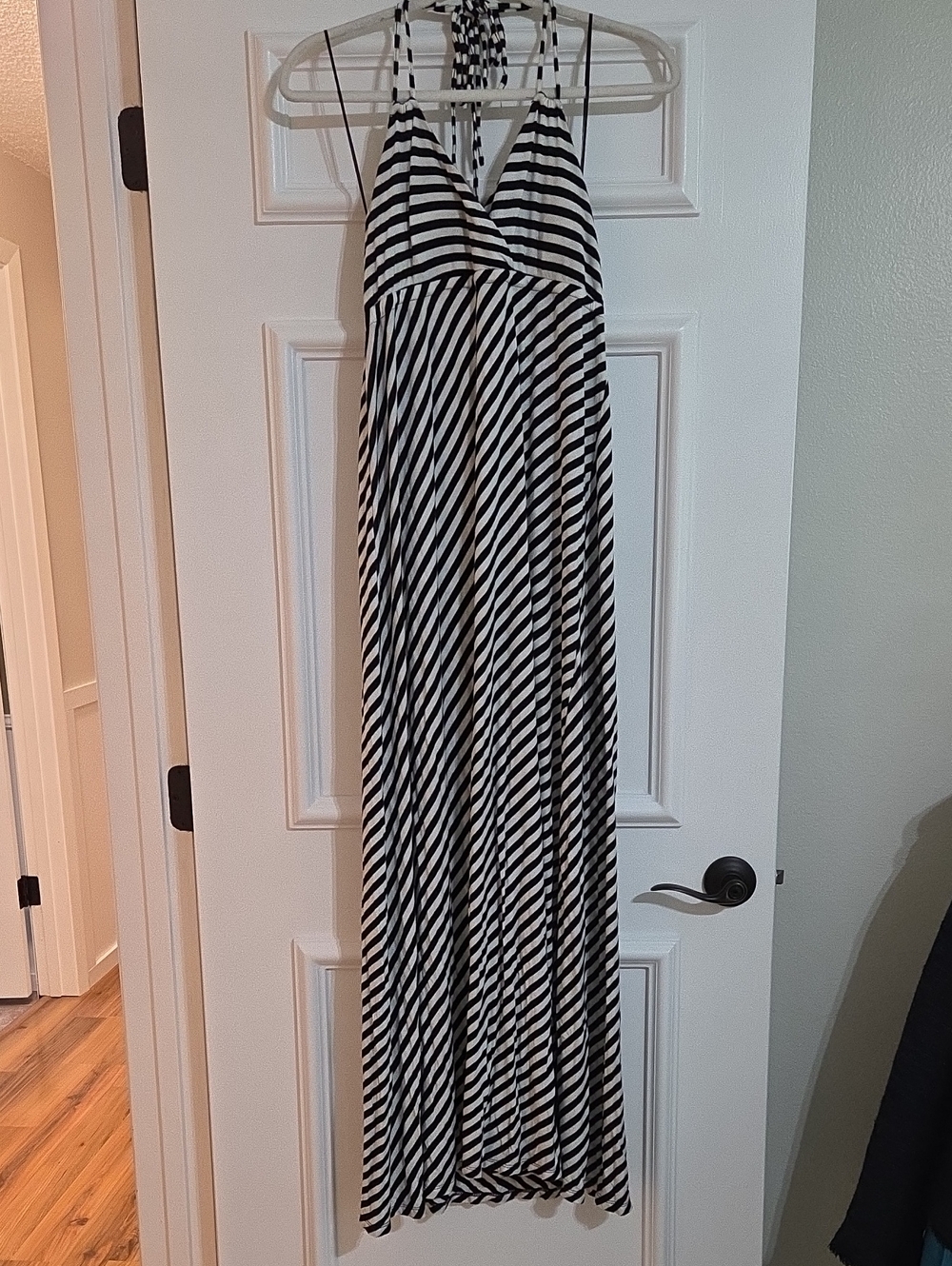 Elle Striped Maxi Halter Dress Women's M